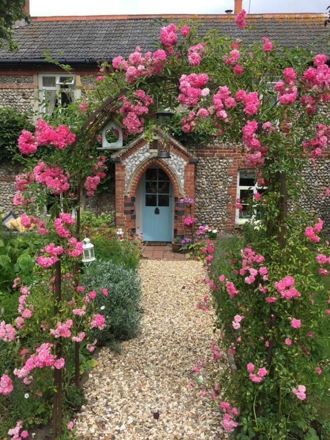 Stone Cottage Thornage Esterno foto